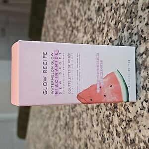 Glow Recipe watermelon glow niacinamide dew drops